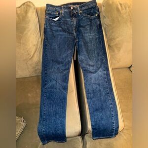 Levi Dark denim jeans. 512’s. 32x34. Gently used. Unisex